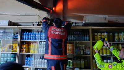 Boyabat’ta iş yerinde soba bacası yangını çıktı, Boyabat İtfaiyesi hızla