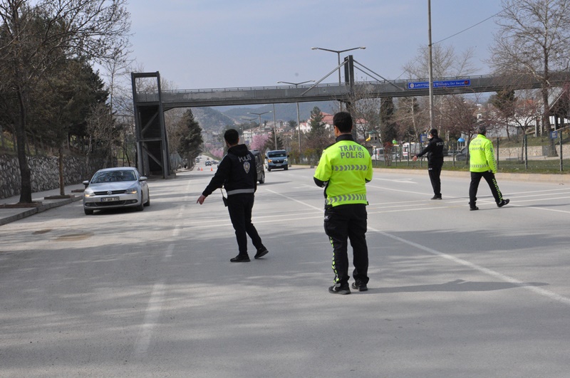 Boyabat Emniyet Güçleri Denetimleri Sıklaştırdı! 13 sinop boyabat valilik kaymakamli bayram tedbirleriDSC 6354