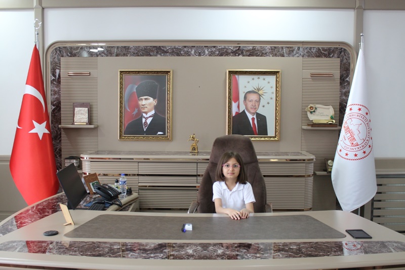 23 nisan cocuklar kaymakam oldular1123