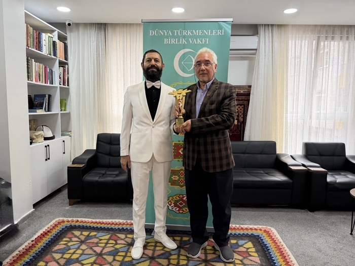 Uluslararası ödüllü yazar ve barış aktivisti Akif Manaf, küresel barışa