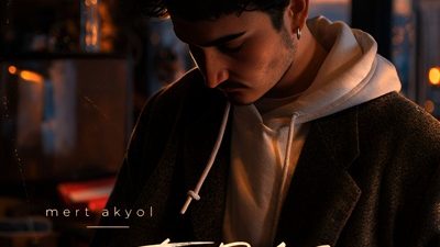 Müzisyen ve aranjör Mert Akyol, yeni şarkısı "Teras" ile müzik