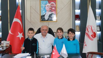 Boyabat Belediye Başkanlık Makamı Geleceğin Teminatı Çocuklara Emanet 23 Nisan