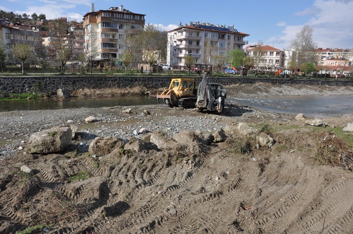 boyabat kolaz cayi temizlik calismasi 41