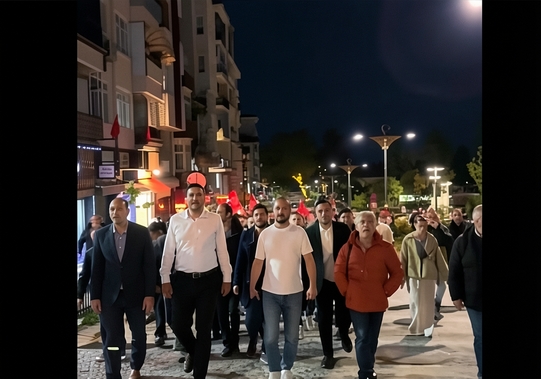 CHP Sinop Örgütünden Demokrasi Yürüyüşü ve Basın Açıklaması: "Demokrasiye Darbe Vuranları Protesto Ediyoruz"