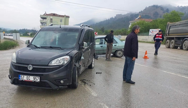 BOYABAT CEVREYOLU TRAFIK KAZASI33