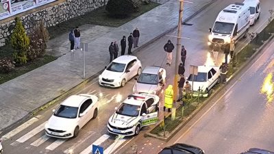 Boyabat Adnan Menderes Bulvarı’nda akşam saatlerinde trafik kazası meydana geldi.