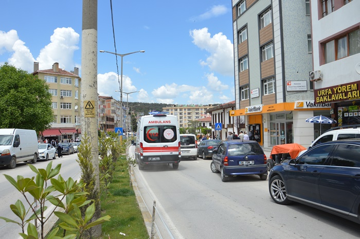 Tek Sıra Park Bile Durduramadı! Boyabat’ta Ambulanslar İçin 3 Şerit Açtılar 7 boyabat bayram tedbirleri polis cevik kuvvet trafik hal yeri434567