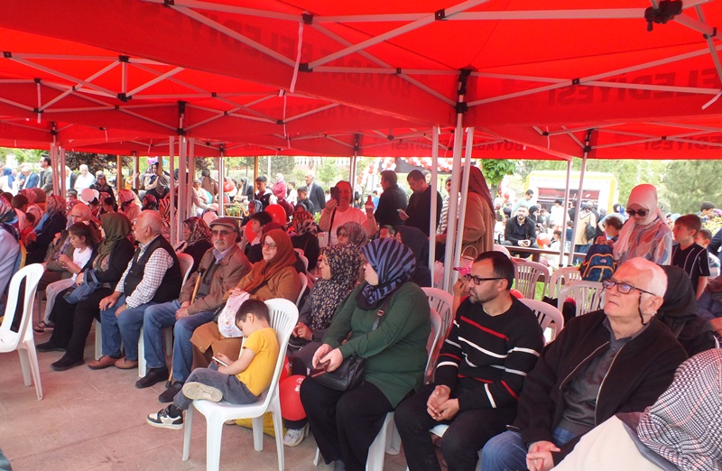 boyabat belediyesi alpaslan turkes parki cocuk dunyasi acilisi haberleri09