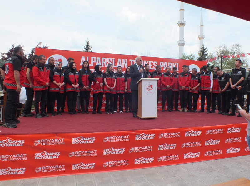 boyabat belediyesi alpaslan turkes parki cocuk dunyasi acilisi haberleri10