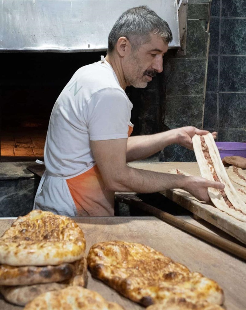 Boyabat Orta Çarşı’nın En Sıcak Köşesi Nasip Ekmek: Bir Ekmekten Daha Fazlası!22