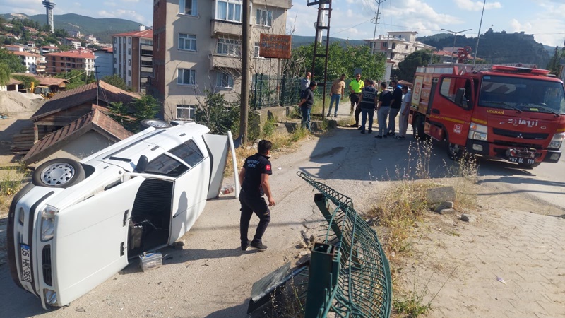 Boyabat Yeni Mahallede Korkutan Kaza Yetkililer Bu Viraj İçin Ne