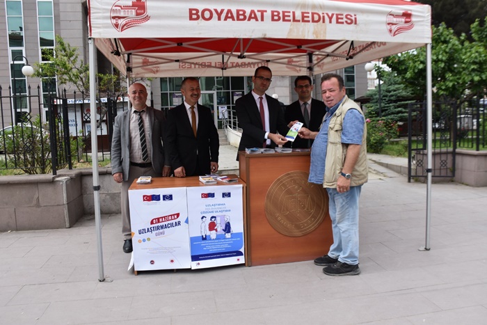 Boyabat Adliyesinde Uzlastirma Kurumu Vatandaslara Tanitildi 1112