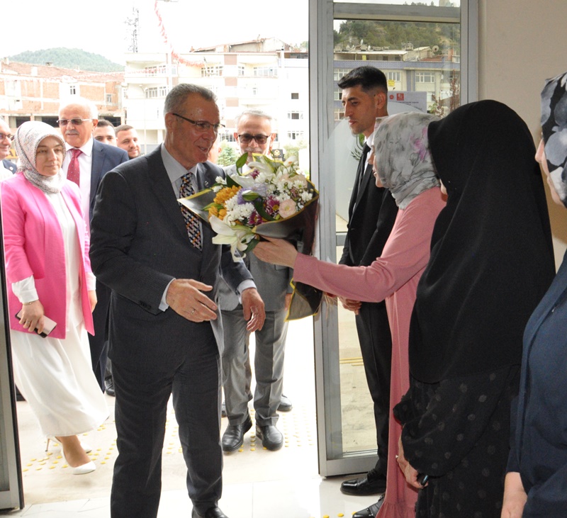 Yeniden Refahlı Osmanağaoğlu Boyabat’ta Konuştu "Boyabat Belediyesi Öncü Bir Örnektir"33