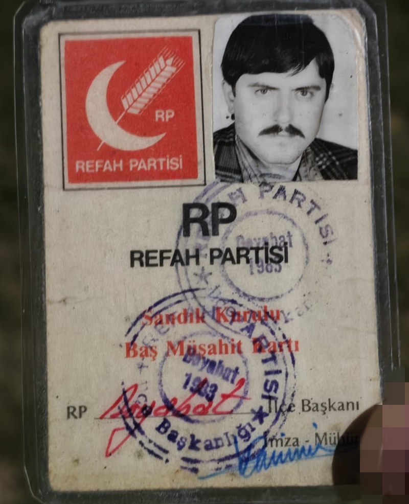 "Hacı Gözüm" Öyle Bir Şey Gösterdi Ki… Genel Başkan Yardımcısı Gözlerine İnanamadı! 3 "Hacı Gözüm" Öyle Bir Şey Gösterdi Ki… Genel Başkan Yardımcısı Gözlerine İnanamadı!555