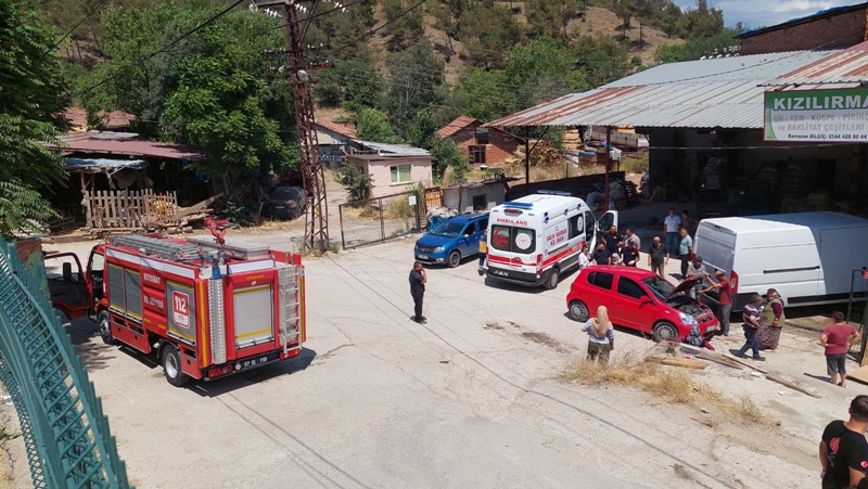 Boyabat Yeni Mahalle çıkışında kazalar durulmuyor! Virajı alamayarak metrelerce aşağı