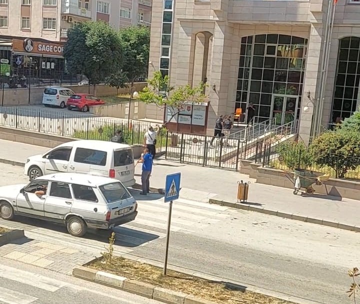 Sinop ve Boyabat Narkotik ekiplerinin koordineli çalışmasıyla; Boyabat, Durağan ve