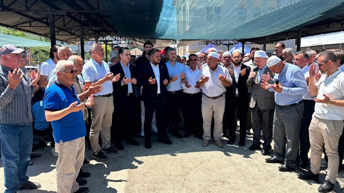 Durağan’da Yağmur ve Şükür Duası İlçe Halkı Birlik İçin Tek Yürek Oldu 2 Duragan Belediyesi Yagmur Sukur Duasi programi halk yuruyusu