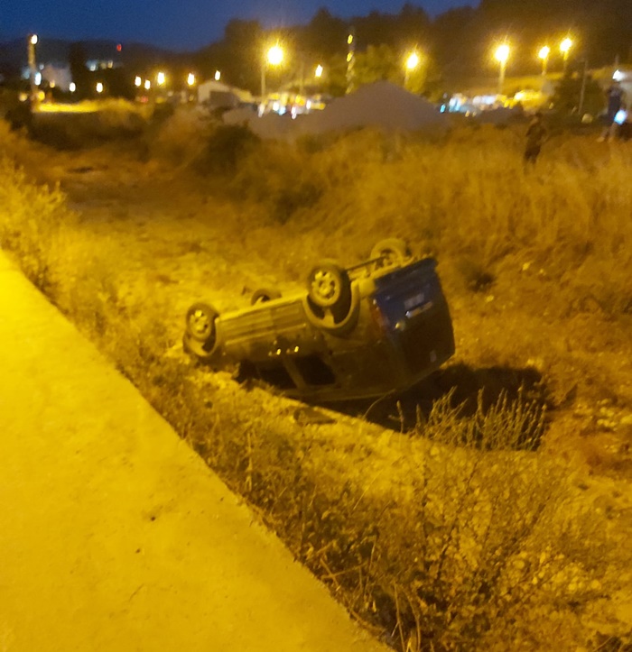 Yol Vermek İsterken Dere Yatağına Uçtular, 7 Yaralı Var! 1 Yol Vermek İsterken Dere Yatağına Uçtular, 7 Yaralı Var!123