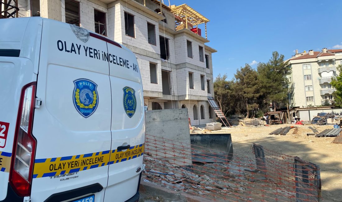 Sinop'un Boyabat ilçesindeki yeni Emniyet Müdürlüğü binası inşaatında bir iş