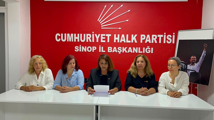 CHP Sinop Teşkilatında Yaprak Dökümü Kadın Kolları Toplu Halde İstifa Etti! 1 CHP Sinop Teşkilatında Yaprak Dökümü Kadın Kolları Toplu Halde İstifa Etti!5757