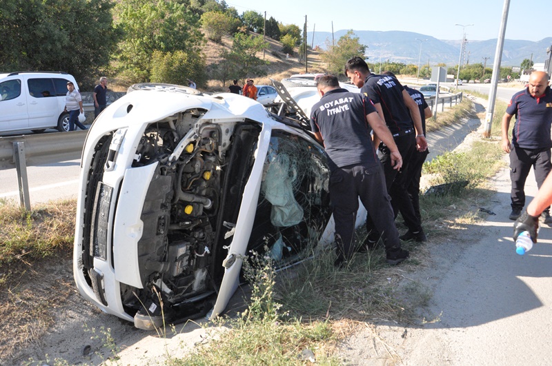 Firlamaktan Kemer Kurtardi Boyabatta Aydinlatma Diregine Carpan Arac takla