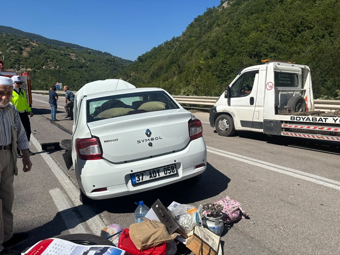 Sinop-Boyabat Yolunda Feci Kaza: 9 Yaralı!575737