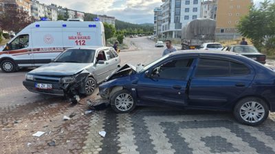 Sinop Boyabat Yıldız Mahallesi'nde meydana gelen trafik kazasında 2 kişi