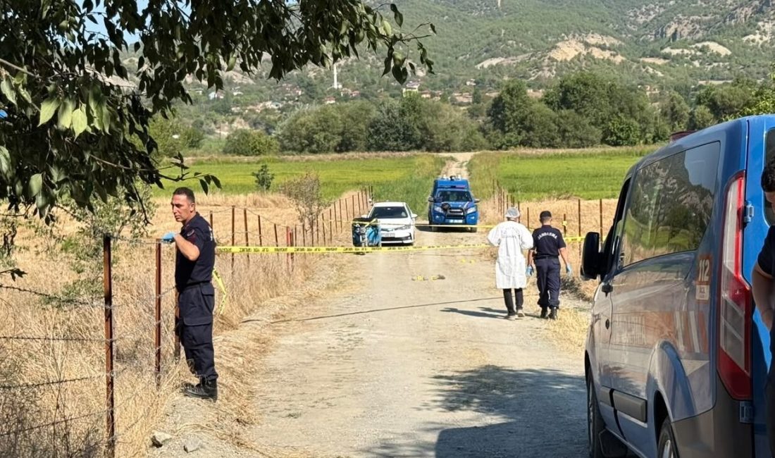 Sinop’un Durağan ilçesine bağlı Yalnızkavak köyünün muhtarı Arif Erdoğdu, ailesine