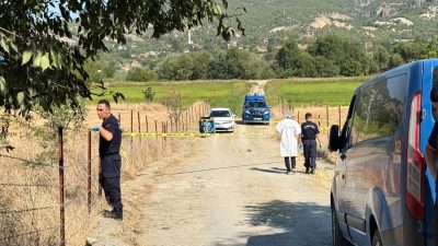Sinop’un Durağan ilçesine bağlı Yalnızkavak köyünün muhtarı Arif Erdoğdu, ailesine