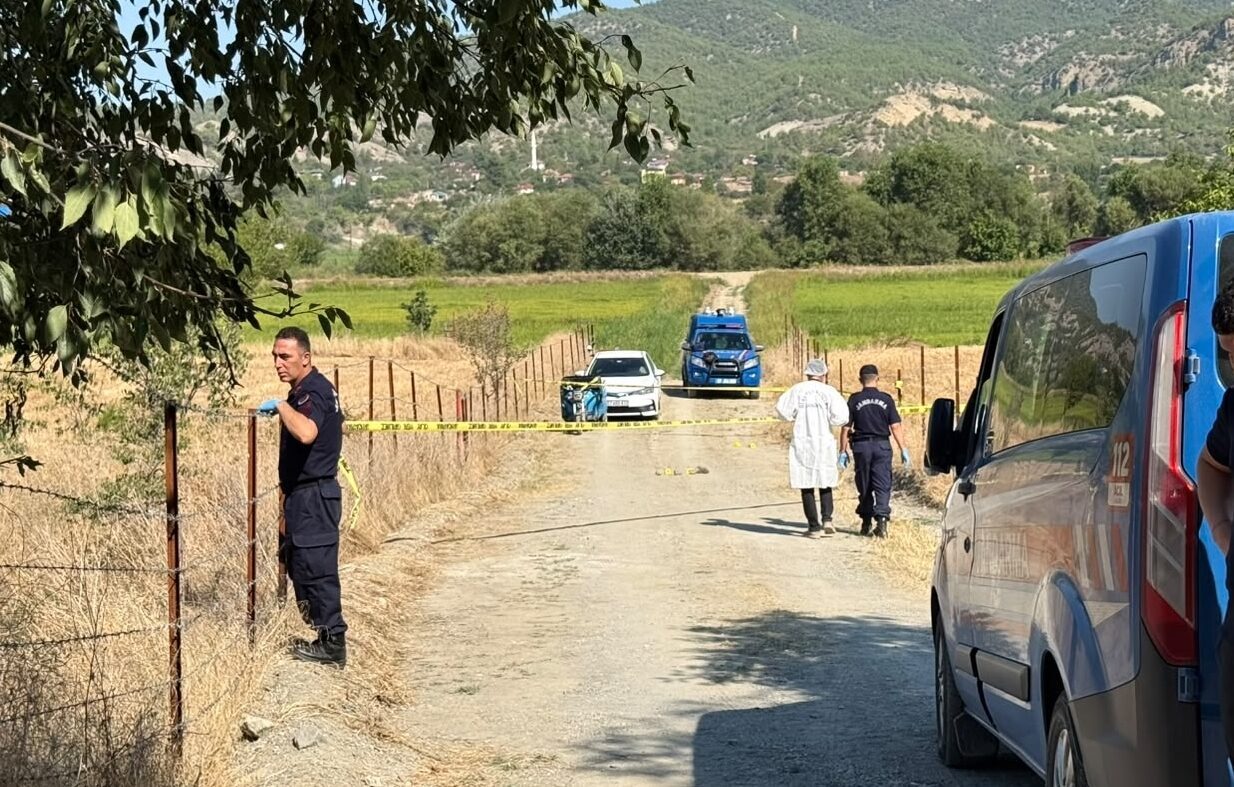 DURAĞAN’DA ACI OLAY: KÖY MUHTARI TARLADA ÖLÜ BULUNDU 1 DURAĞAN’DA ACI OLAY: KÖY MUHTARI TARLADA ÖLÜ BULUNDU57