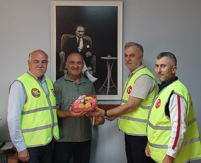 THK Sinop Şubesinden Gazi Avukat Faruk Baş’a Anlamlı Ziyaret 1 THK Sinop Şubesinden Gazi Avukat Faruk Baş’a Anlamlı Ziyaret