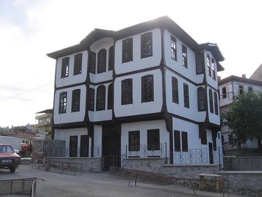 Boyabat Nasıl Kurulmuştur? Boyabat’ın Tarihi ve Özellikleri1234