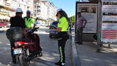 Boyabat İlçe Emniyet Müdürlüğü Trafik Şubesi ekipleri, ilçe genelinde trafik