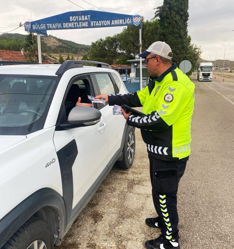 Sürücüler Dikkat! Boyabat Bölge Trafik’ten Son Dakika Hayati Uyarı 3 Boyabat Bölge Trafik, Boyabat Trafik Kazaları, Trafik Eğitimi, Güvenli Sürüş, Sonbahar Trafik Kuralları