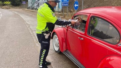  Boyabat Bölge Trafik Denetleme İstasyon Amirliği ekipleri, sürücü ve yolculara