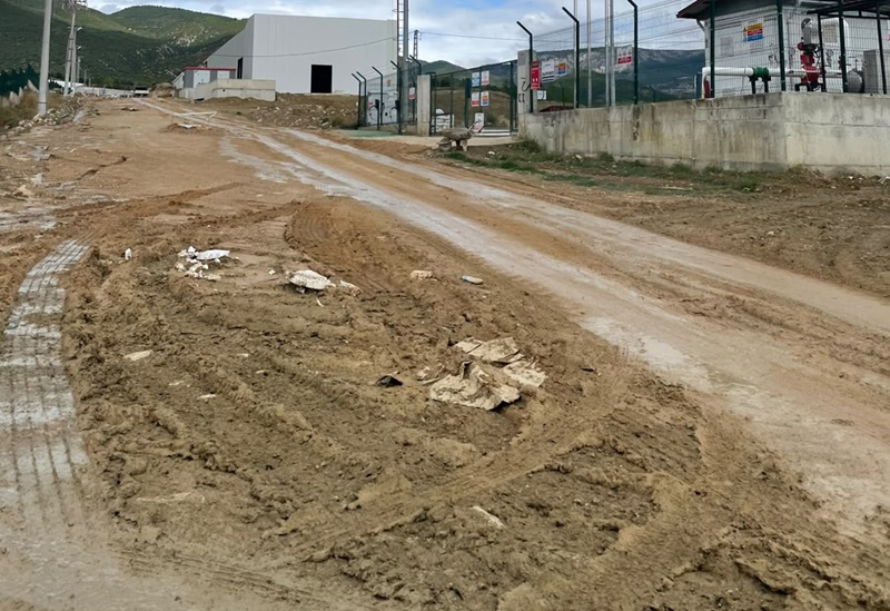 Boyabat OSB'de Kaza Tehlikesi: Bozuk Yollar Tepki Çekiyor 4 sinop boyabat osb valilik vali 988798altyapi