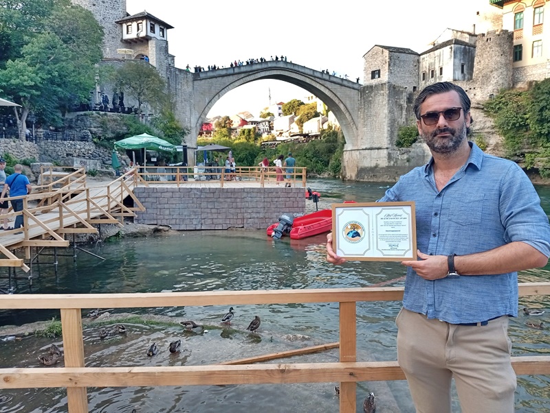 Darel Kapetanović’e Akif Manaf Sağlık ve Barış Ödülü 1 Darel Kapetanović’e Akif Manaf Sağlık ve Barış Ödülü