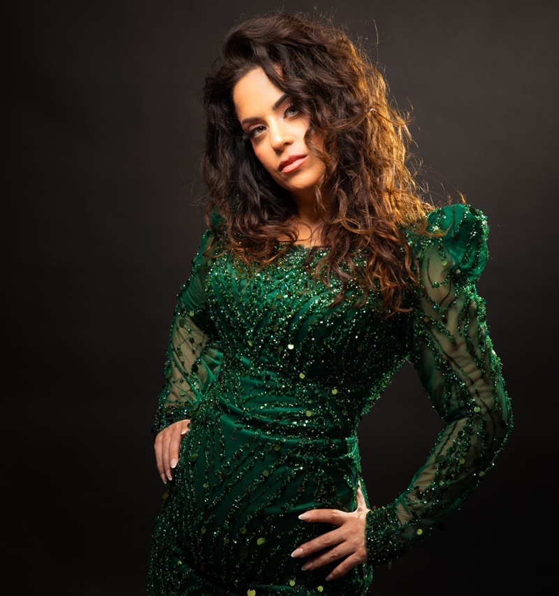 AlevAhu’dan İlk Single: “Yalan” Şarkısı Müzikseverlerle Buluştu 4 AlevAhu’dan İlk Single: “Yalan” Şarkısı Müzikseverlerle Buluştu222