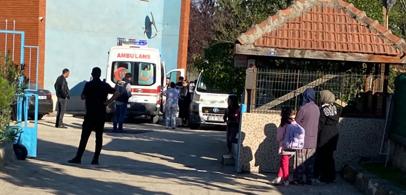 Boyabat Karacaören’de Okul Servisi Kazası: 8 Yaşındaki Öğrenci Yaralandı 1 Boyabat Karacaören’de Okul Servisi Kazası: 8 Yaşındaki Öğrenci Yaralandı