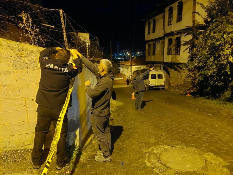 boyabat polis catisi coken ev ehsap haberleri 6