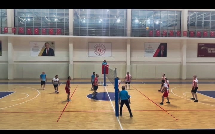 Boyabat 29 Ekim Cumhuriyet Kupası Voleybol Turnuvası’nda Final Zamanı! 2 Boyabat 29 Ekim Cumhuriyet Kupası Voleybol Turnuvası’nda Final Zamanı!57